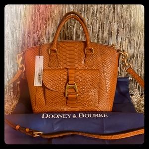 DOONEY & BOURKE NAOMI SATCHEL